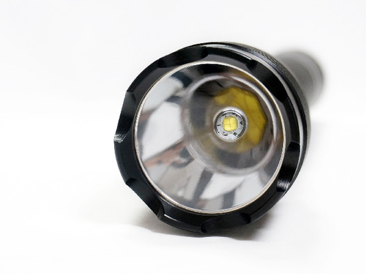 إنفاذ LED الأمن مصباح يدوي المضادة للانزلاق المتطرفة برايت IPX7 طويل وقت التشغيل